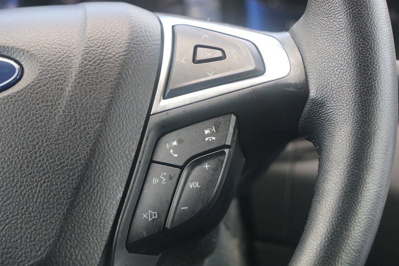 Certified 2024 Ford Edge SEL w/ Convenience Package AWD/4WD image 19