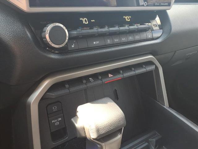 Used 2022 Toyota Tundra SR5 w/ SR5 Premium Package image 16