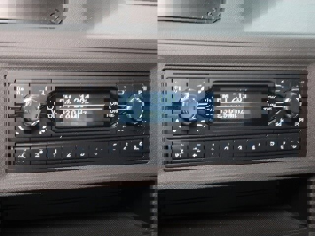 Certified 2024 Ford E-350 and Econoline 350 Super Duty w/ Power Windows & Locks Group image 23