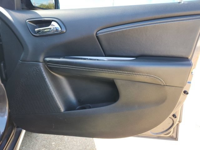 Used 2020 Dodge Journey Crossroad FWD image 18