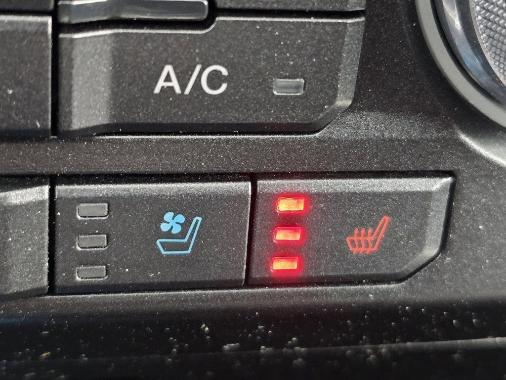 Certified 2018 Ford F150 Platinum w/ Technology Package image 16