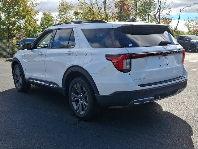 Certified 2025 Ford Explorer Active w/ Active Comfort Package AWD/4WD image 9