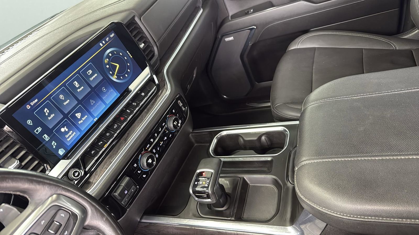 Used 2023 Chevrolet Silverado 1500 LTZ image 21