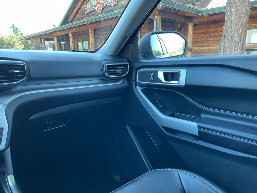 Certified 2022 Ford Explorer XLT w/ Equipment Group 202A image 74