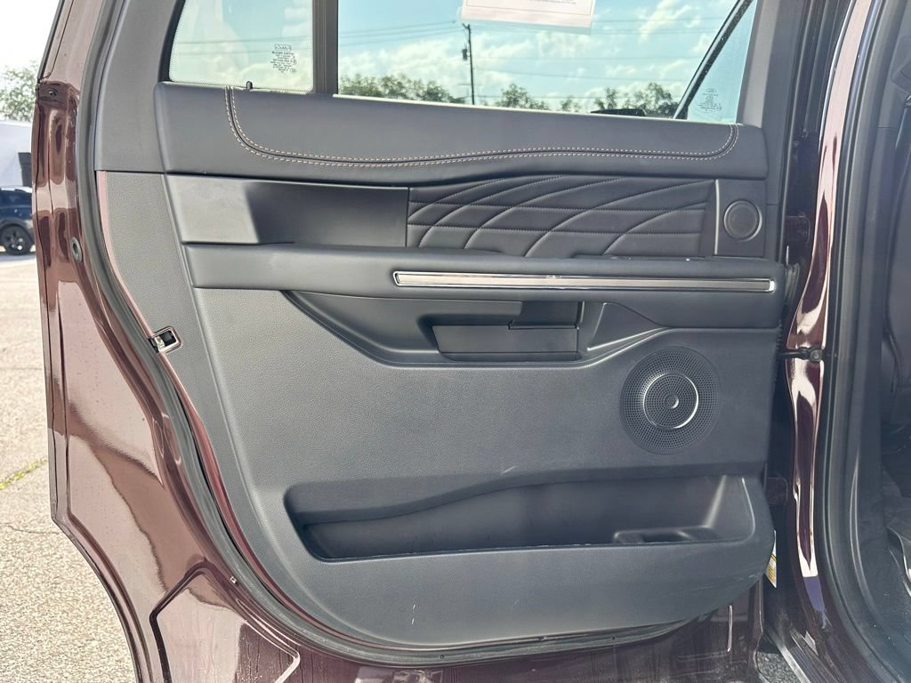 Certified 2023 Ford Expedition Max Platinum AWD/4WD image 19