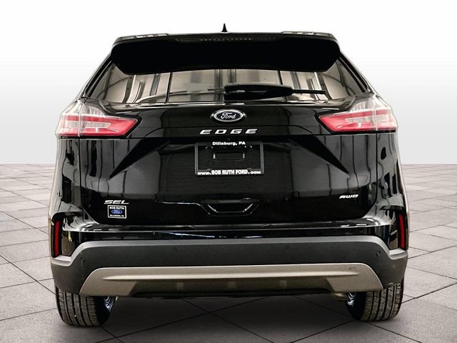 Certified 2024 Ford Edge SEL w/ Convenience Package AWD/4WD image 4