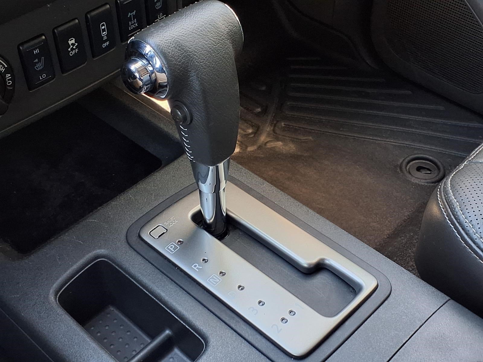 Used 2019 Nissan Frontier PRO-4X w/ Pro-4x Luxury Package AWD/4WD image 19