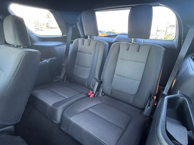 Certified 2019 Ford Explorer XLT w/ Equipment Group 201A FWD image 11