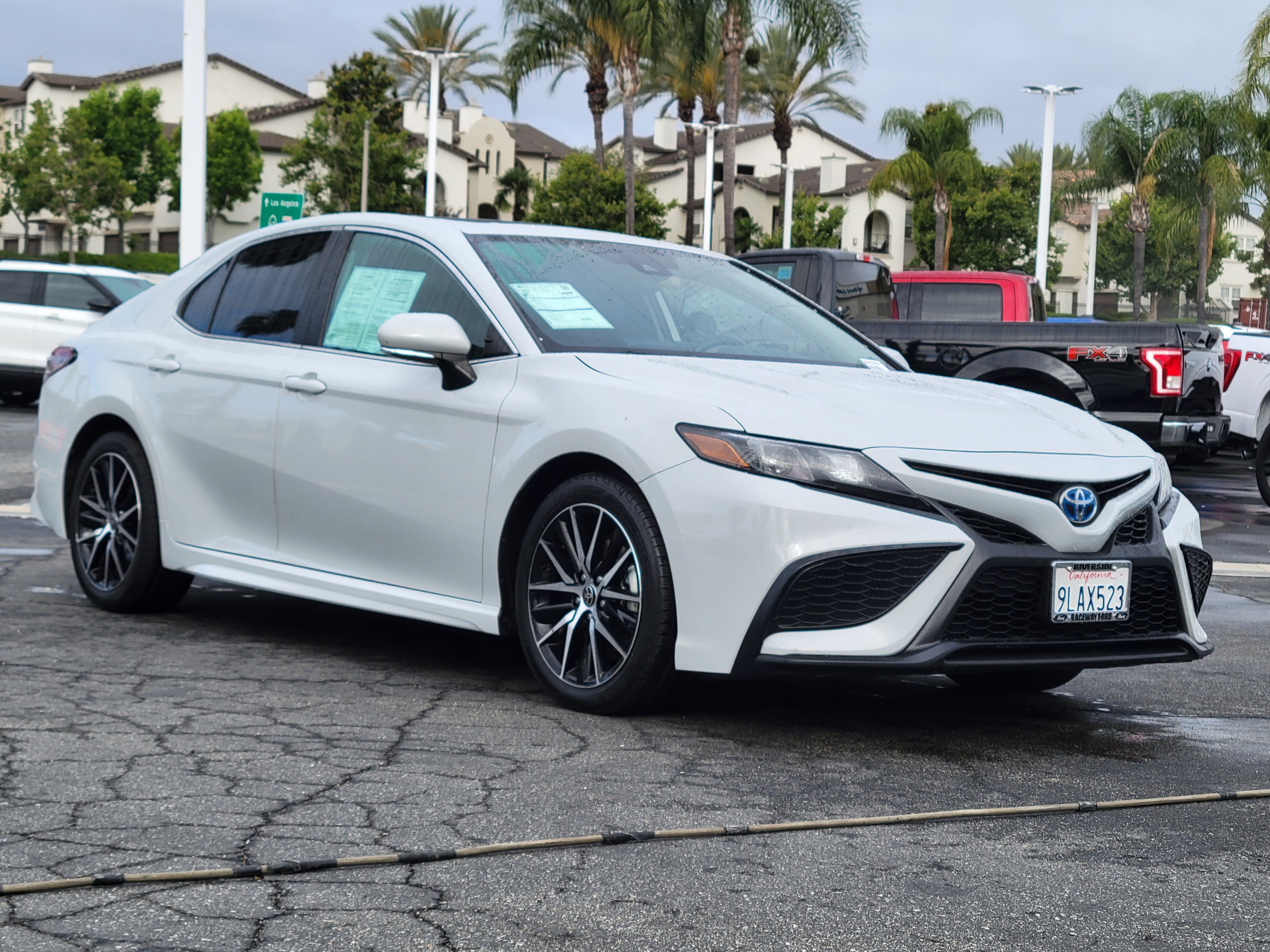Used 2024 Toyota Camry SE w/ Audio Upgrade Package
