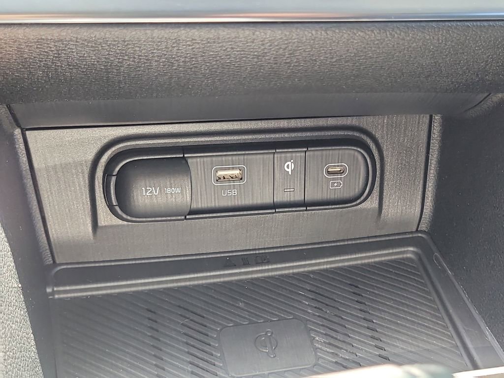 Used 2023 Kia Sportage EX FWD image 22