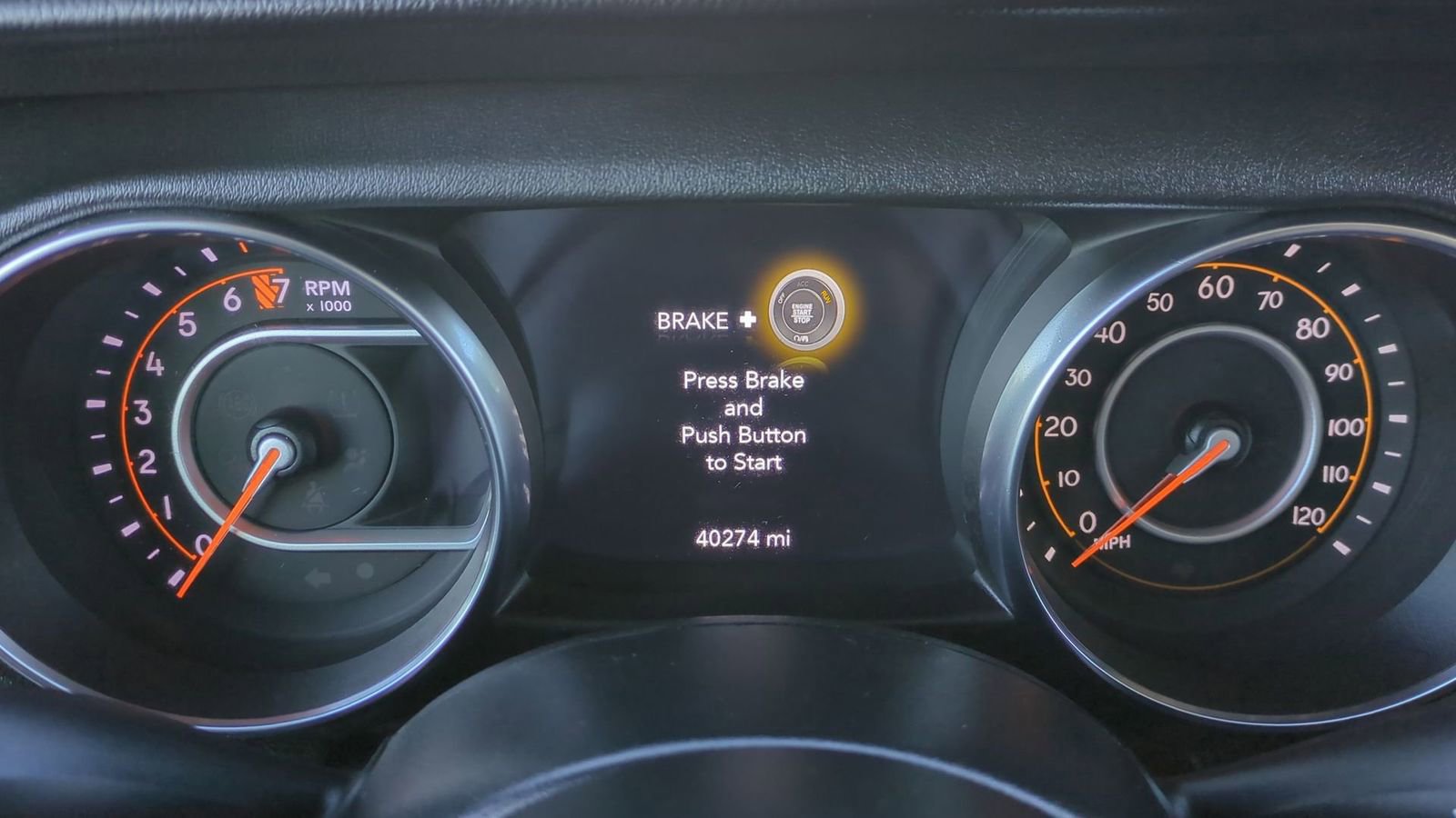 Used 2022 Jeep Wrangler Unlimited Sahara image 38