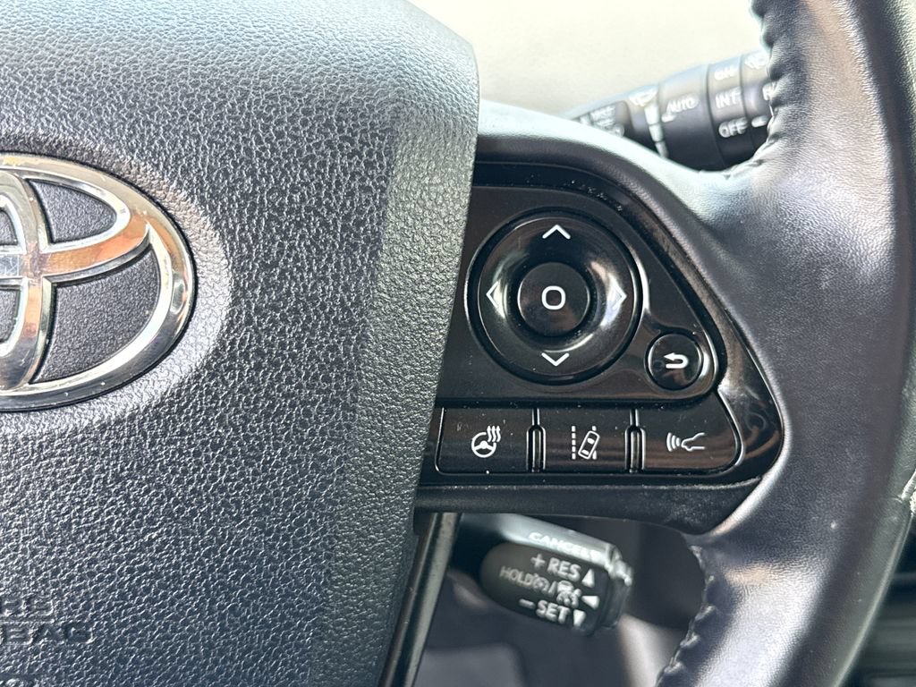 Used 2019 Toyota Prius XLE w/ Advanced Technology Package AWD/4WD image 17
