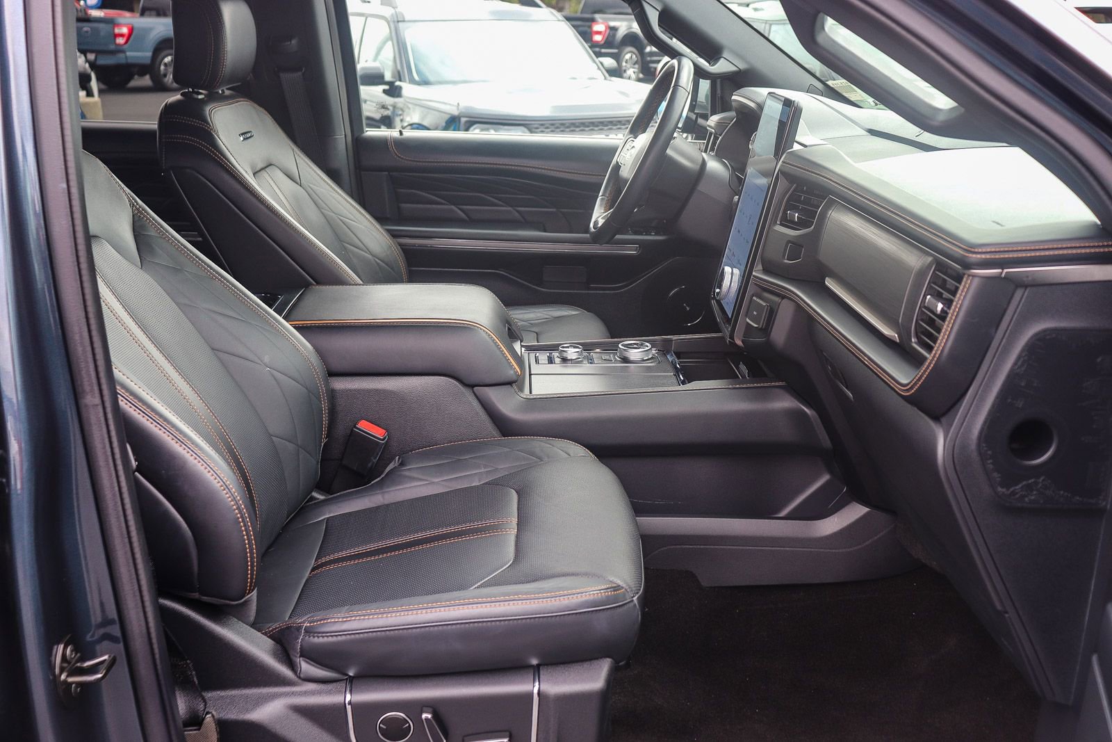 Certified 2023 Ford Expedition Max Platinum AWD/4WD image 16