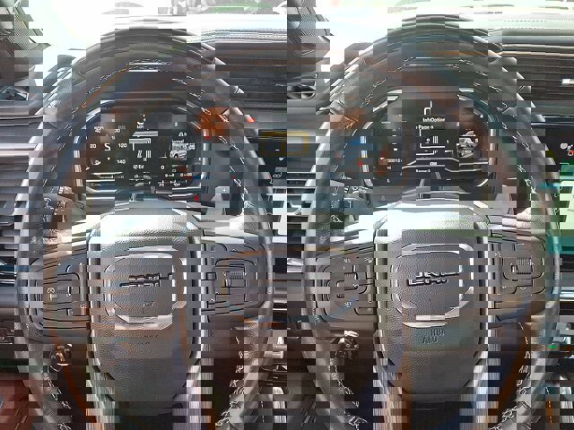 Used 2023 GMC Sierra 1500 Denali Ultimate image 21