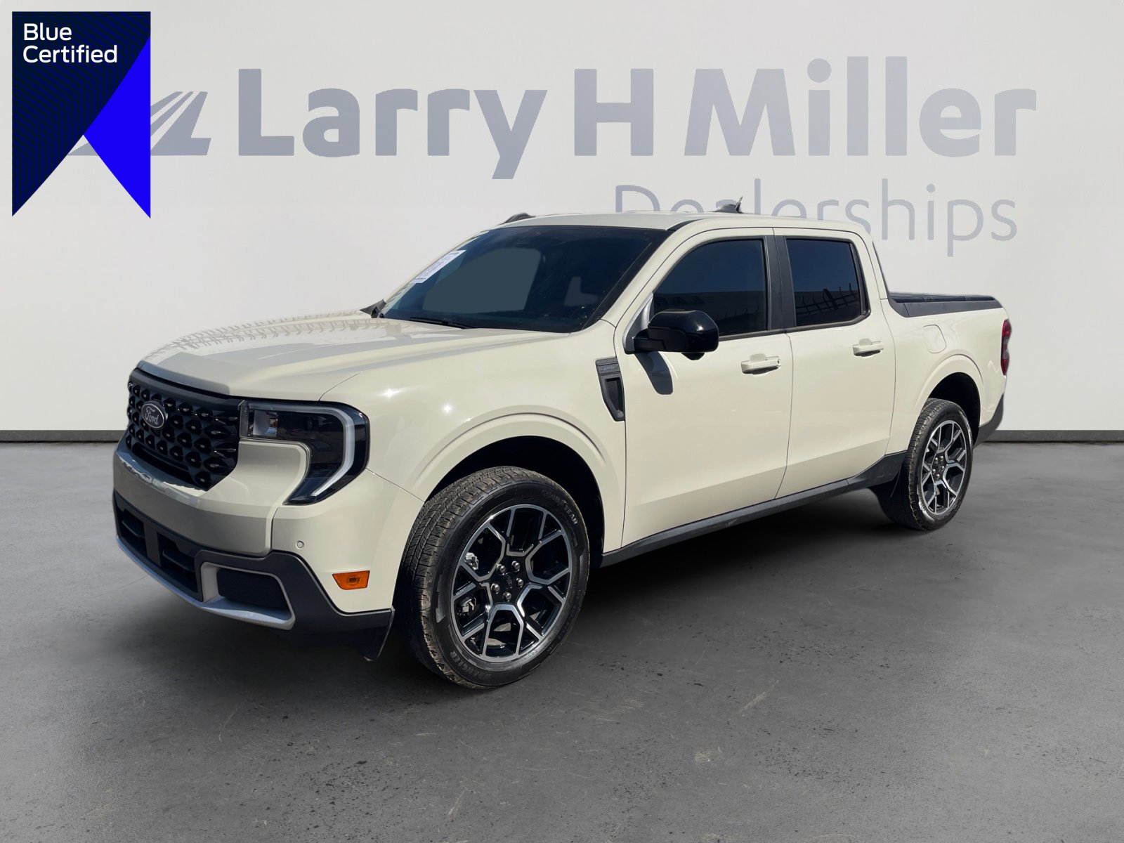 Certified 2025 Ford Maverick Lariat w/ 4K Tow Package AWD/4WD image 1