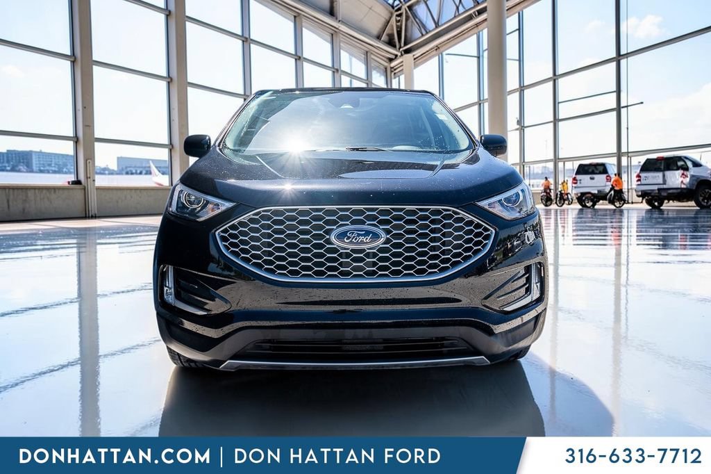 Certified 2023 Ford Edge SEL w/ Convenience Package AWD/4WD image 26