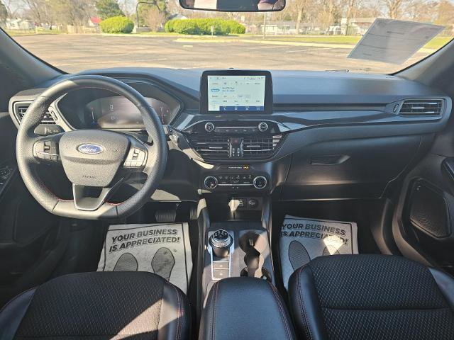 Certified 2025 Ford Escape ST-Line image 13