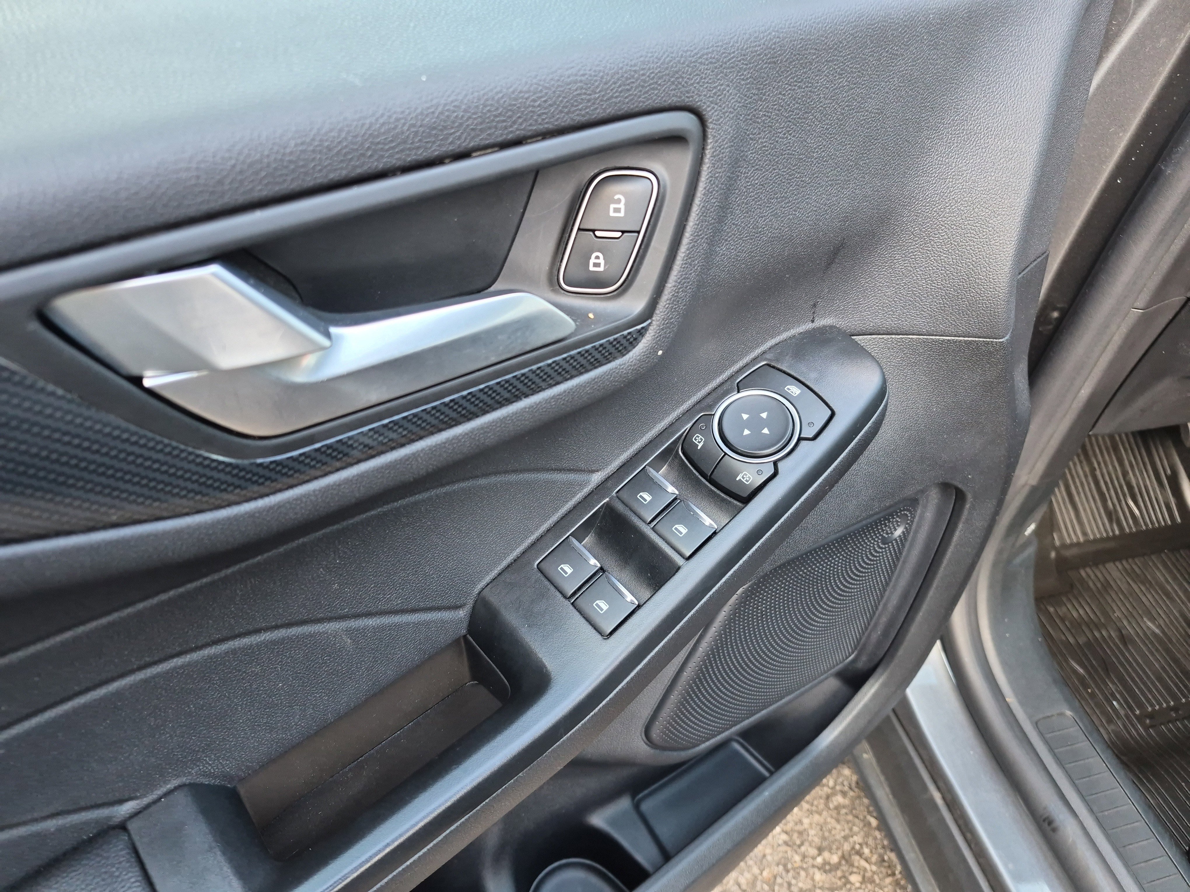 Certified 2025 Ford Escape ST-Line Elite image 11