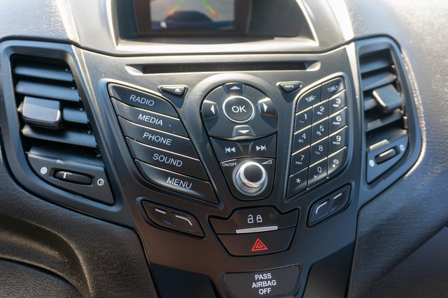 Certified 2018 Ford Fiesta SE w/ Cold Weather Package FWD image 24