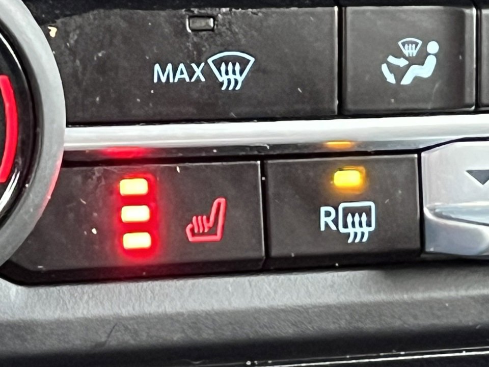 Certified 2023 Ford Bronco Outer Banks w/ Sasquatch Package image 25