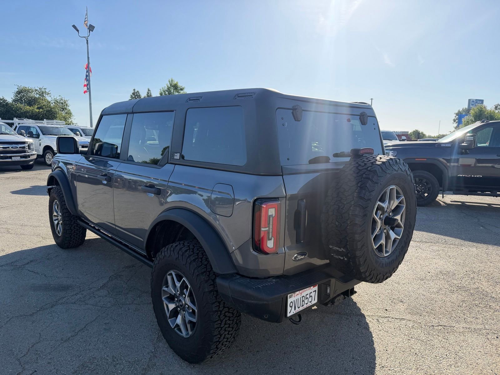 Certified 2024 Ford Bronco Badlands AWD/4WD image 3