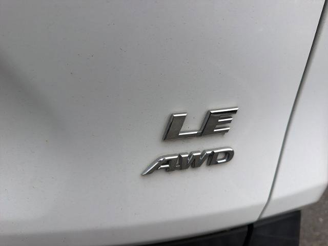 Used 2020 Toyota RAV4 LE w/ All Weather Liner Package AWD/4WD image 25