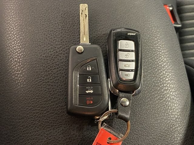Used 2021 Toyota Camry SE AWD/4WD image 28