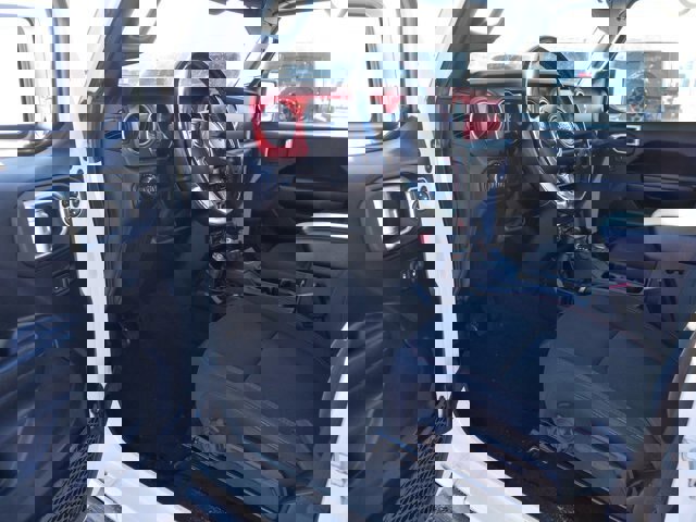 Used 2021 Jeep Wrangler Unlimited Rubicon w/ Cold Weather Group image 11