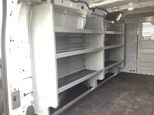 Certified 2026 Ford Transit 250 Low Roof w/ Exterior Upgrade Package RWD image 29