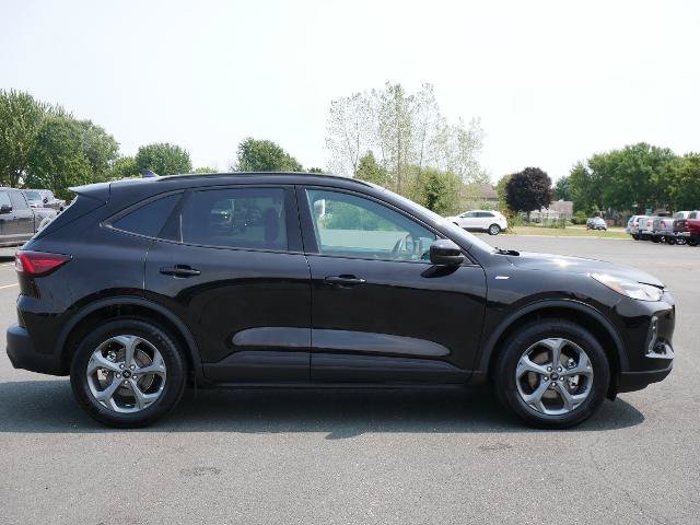 Certified 2025 Ford Escape ST-Line Select AWD/4WD image 6