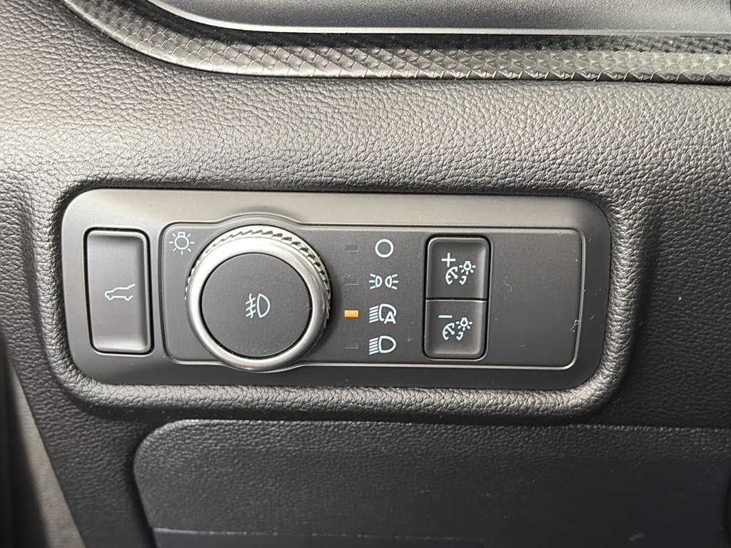 Certified 2022 Ford Explorer ST-Line w/ Class IV Trailer Tow Package image 24