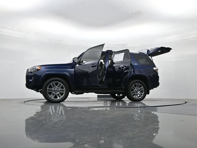 Used 2024 Toyota 4Runner SR5 Premium w/ Moonroof Package AWD/4WD image 57