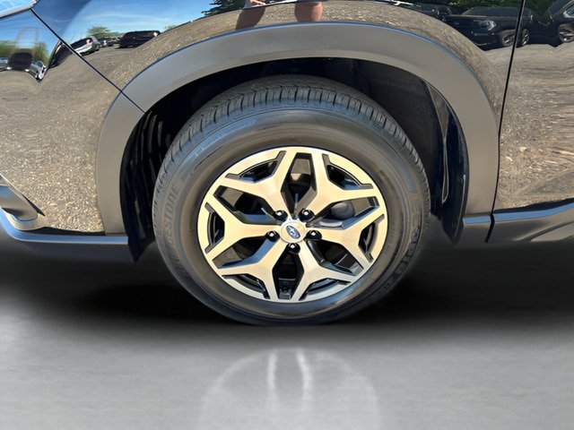 Used 2023 Subaru Forester Premium AWD/4WD image 22