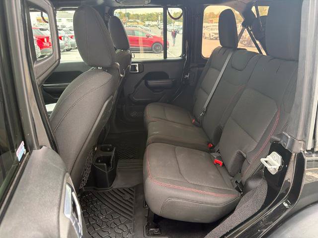 Used 2021 Jeep Wrangler Unlimited Rubicon AWD/4WD image 14