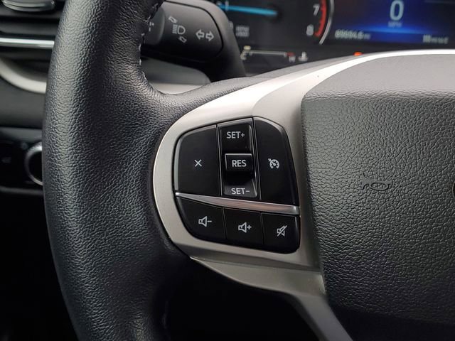 Certified 2023 Ford Explorer XLT w/ Equipment Group 202A image 15