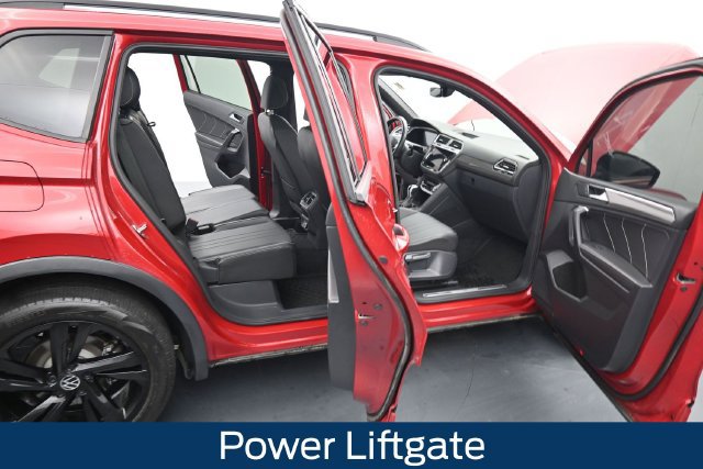 Used 2024 Volkswagen Tiguan SE R-Line FWD image 13