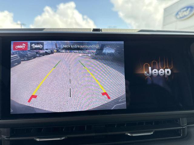 Used 2024 Jeep Wrangler Unlimited Rubicon w/ Technology Group AWD/4WD image 8