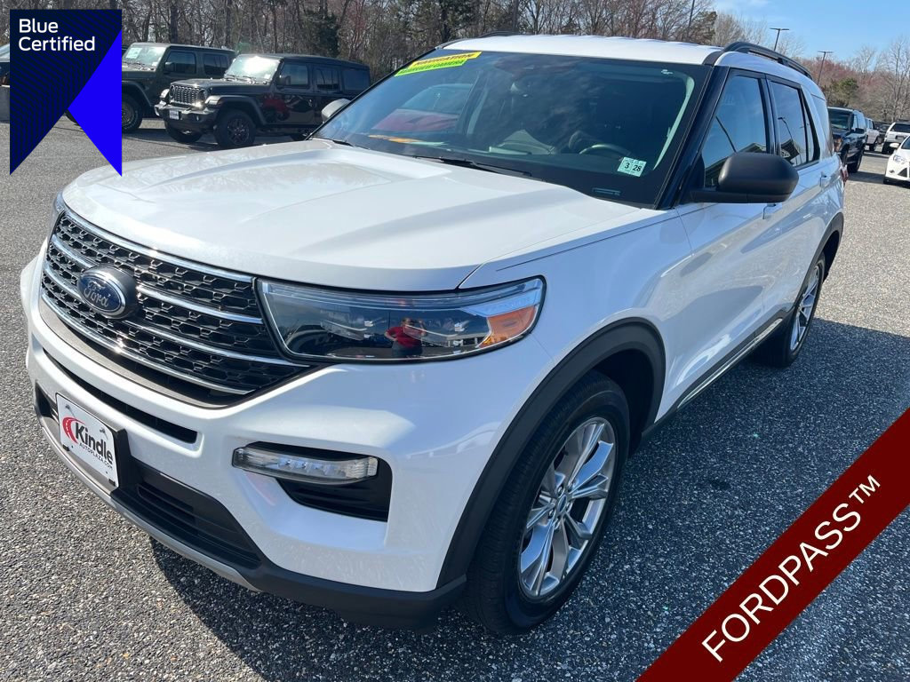 Certified 2022 Ford Explorer XLT w/ Equipment Group 202A image 1