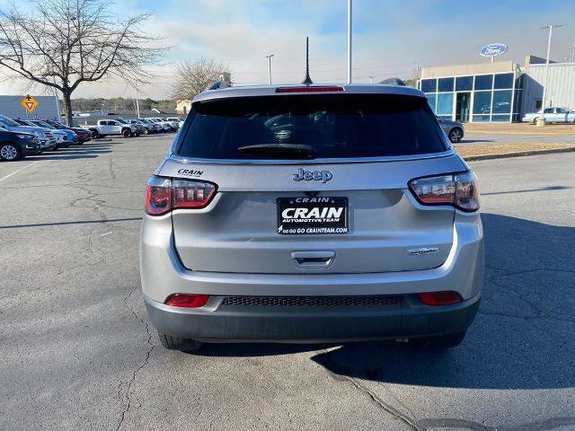 Used 2022 Jeep Compass Latitude image 4