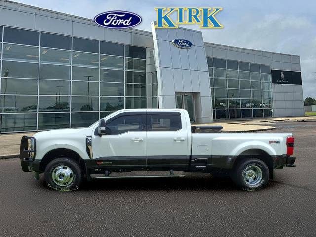 Certified 2024 Ford F350 King Ranch AWD/4WD image 2