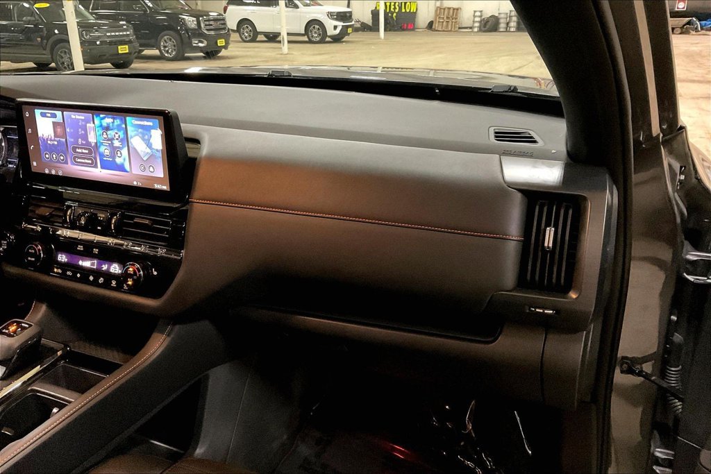 Used 2026 Nissan Pathfinder Rock Creek AWD/4WD image 15