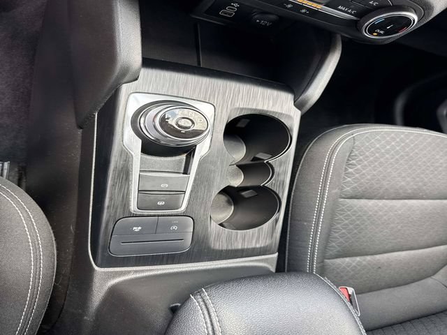 Certified 2025 Ford Escape Active AWD/4WD image 27
