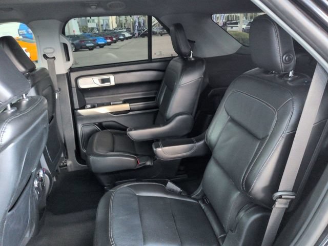 Certified 2020 Ford Explorer Limited w/ Class III Trailer Tow Package RWD image 13