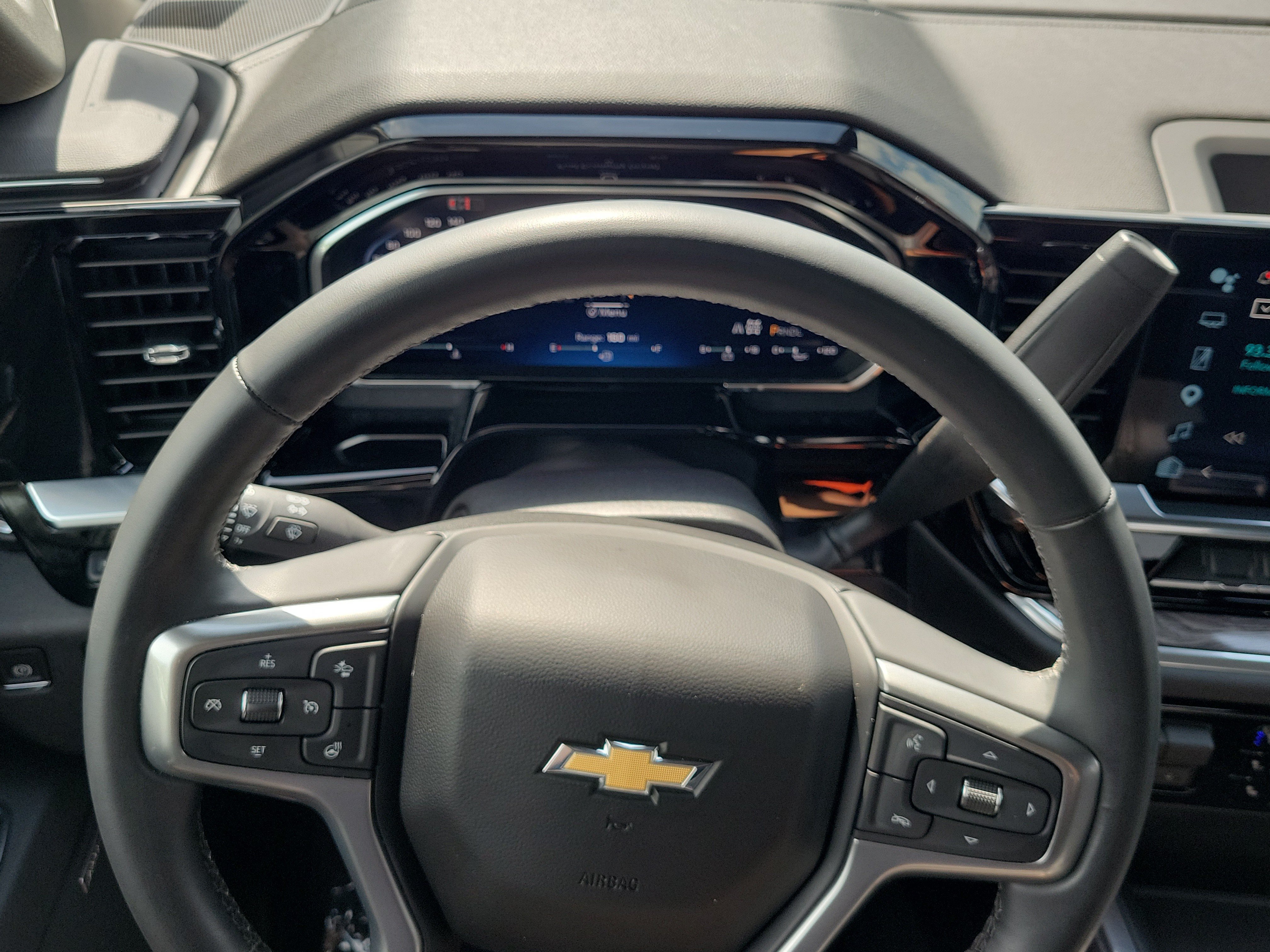 Used 2026 Chevrolet Silverado 2500 LTZ w/ LTZ Premium Package AWD/4WD image 22