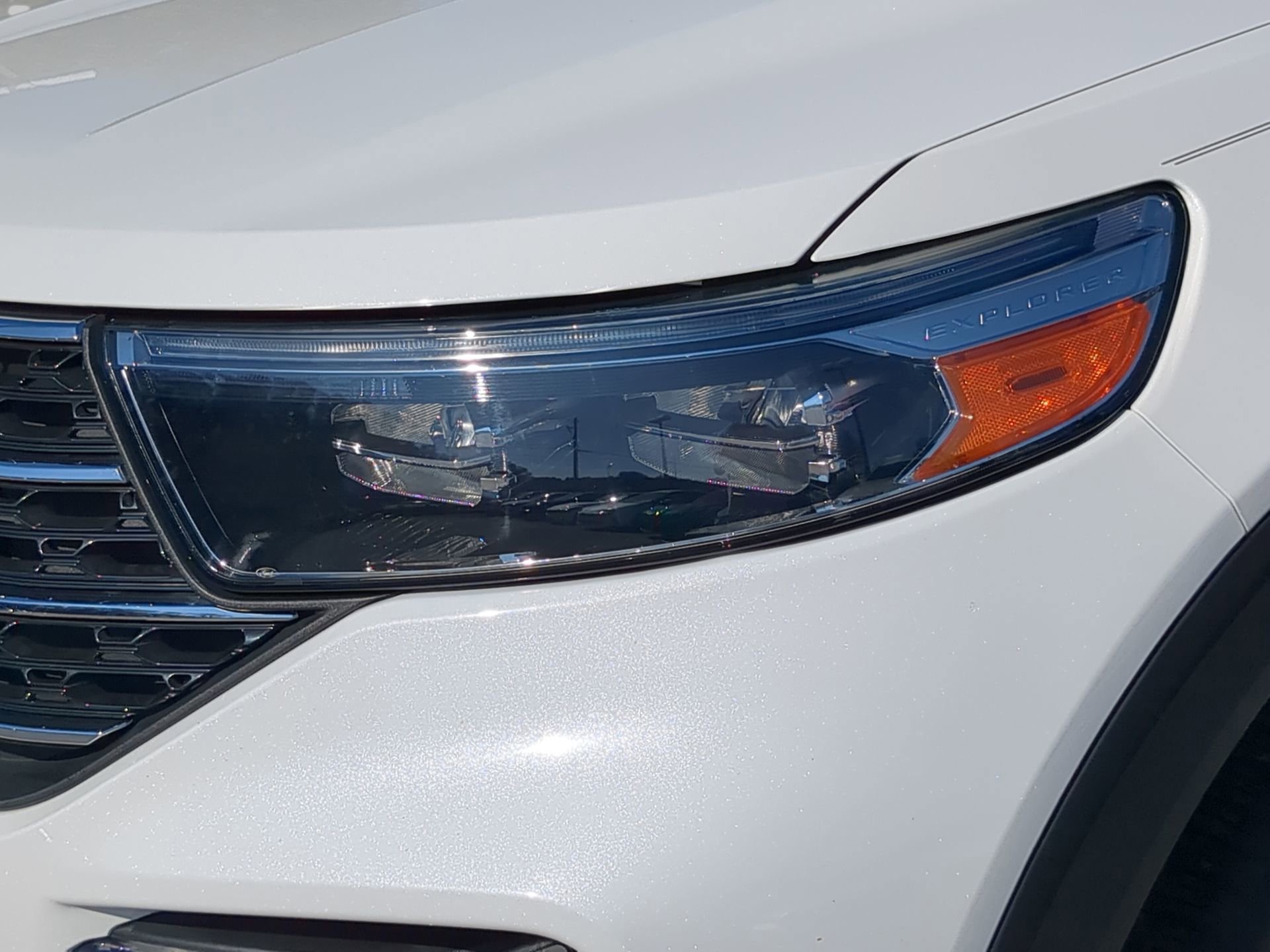 Certified 2022 Ford Explorer XLT w/ Equipment Group 202A image 36