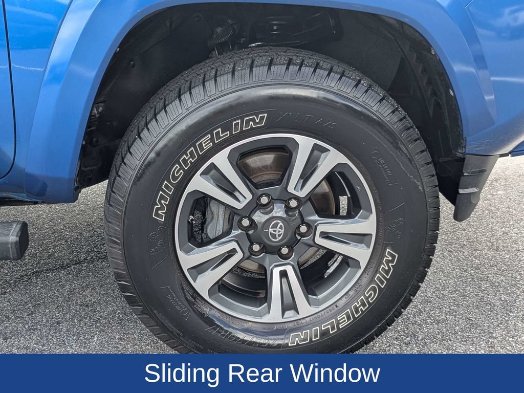 Used 2018 Toyota Tacoma TRD Sport RWD image 13
