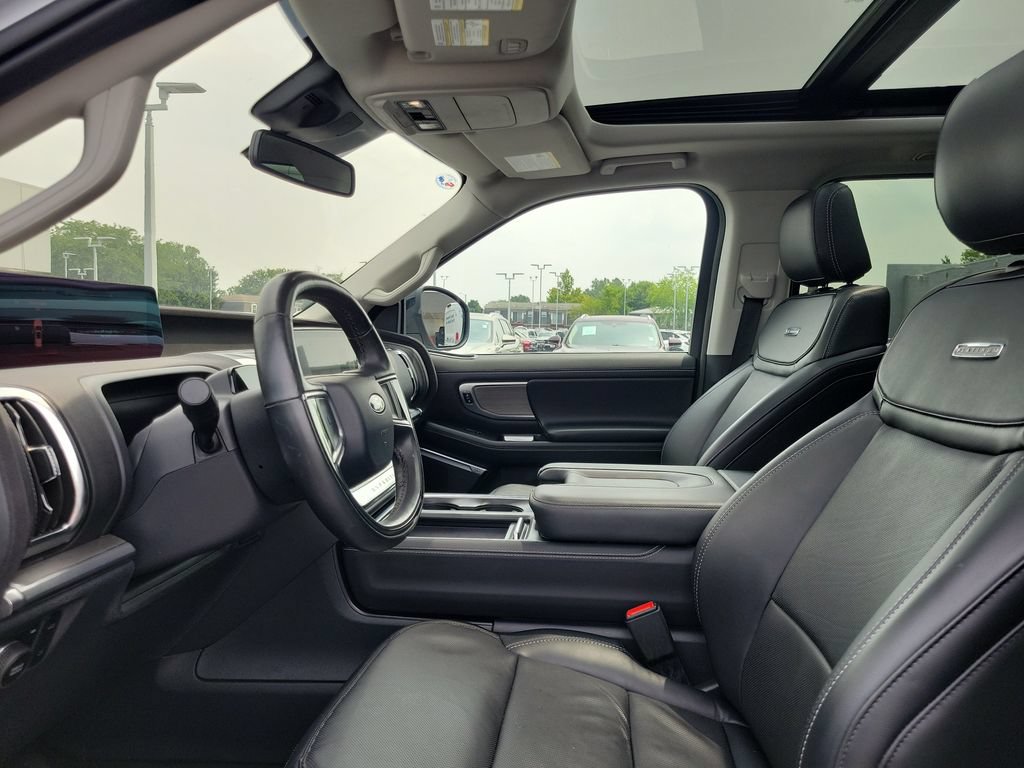 Certified 2025 Ford Expedition Max Platinum AWD/4WD image 18