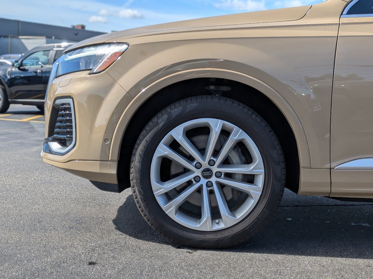 Used 2025 Audi Q7 2.0T Premium AWD/4WD image 11