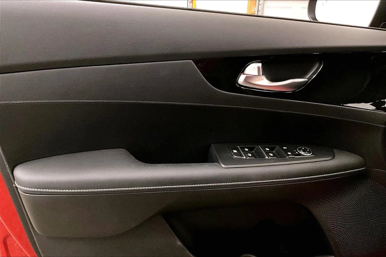 Used 2024 Kia Forte GT-Line image 22