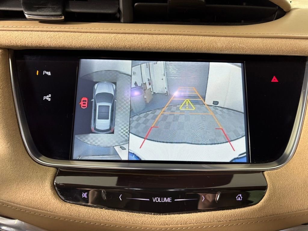 Used 2017 Cadillac XT5 Platinum w/ Driver Assist Package image 20